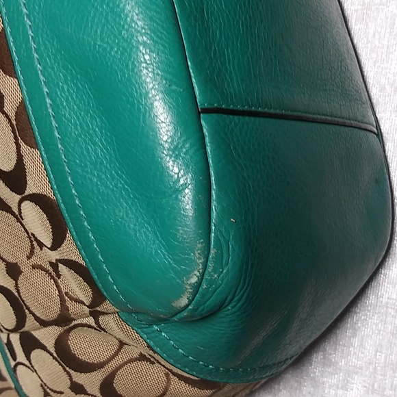 Sold Coach Park signature Carrie tote jacquard print with green leather trim - Picture 4 of 10